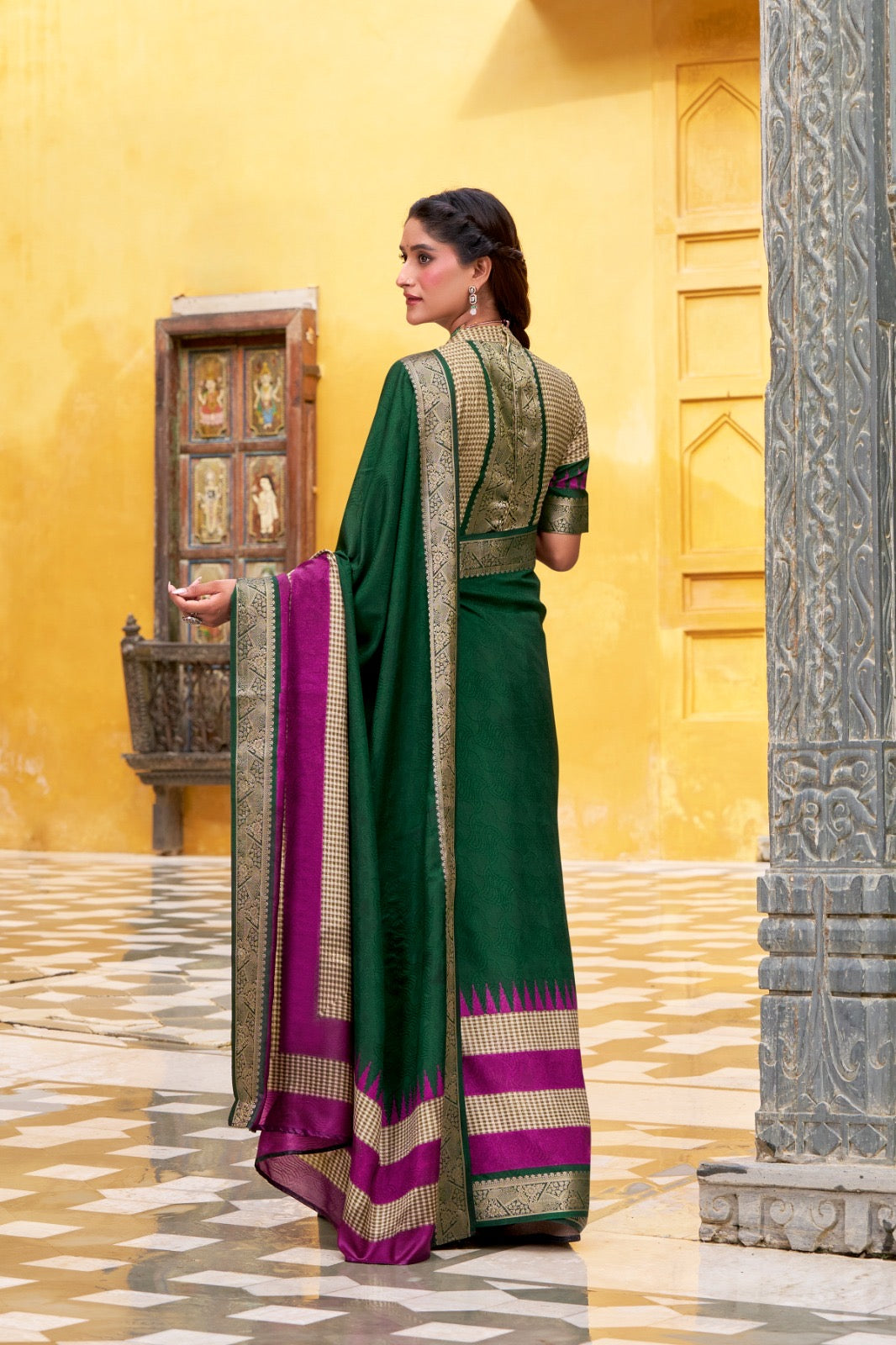Classic Border Printed Saree