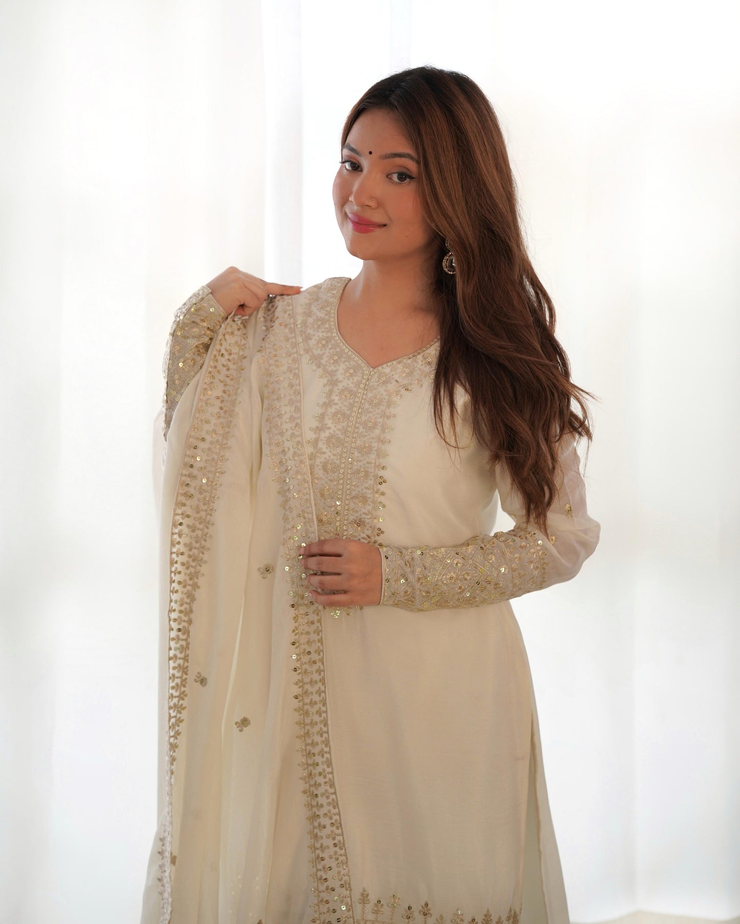 White Chinnon Silk Embroidered Kurta Set