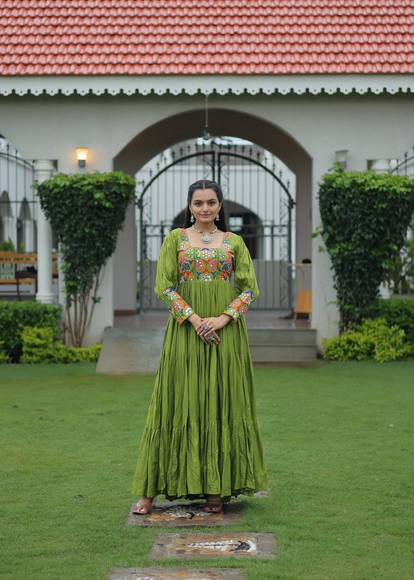 Embroidered Front & Elegant Backless Gown