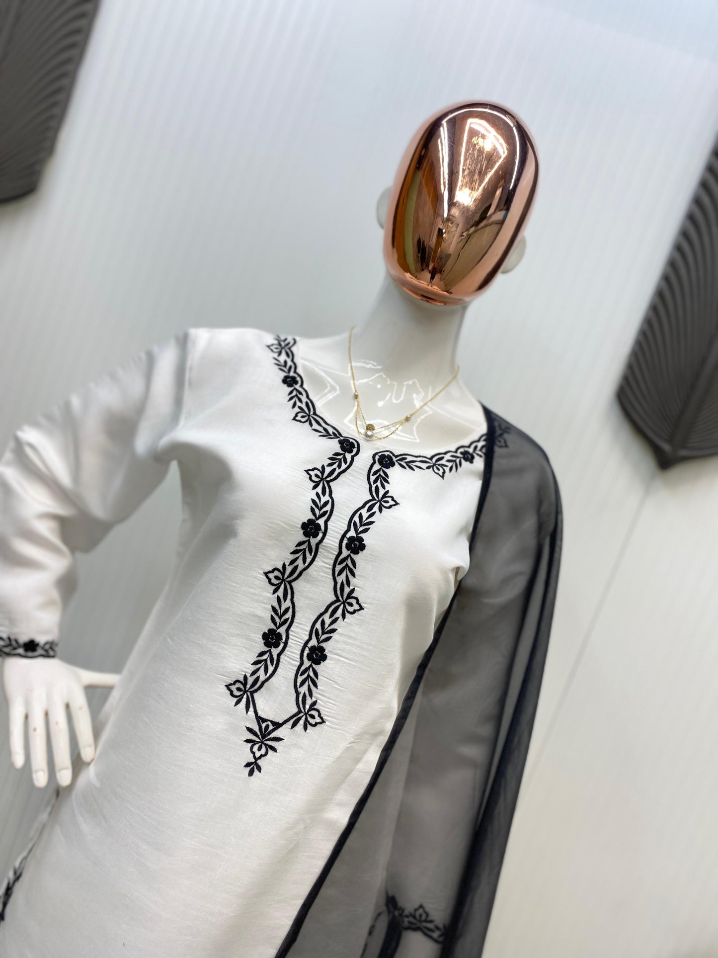 Classic White Farsi Salwar Suit