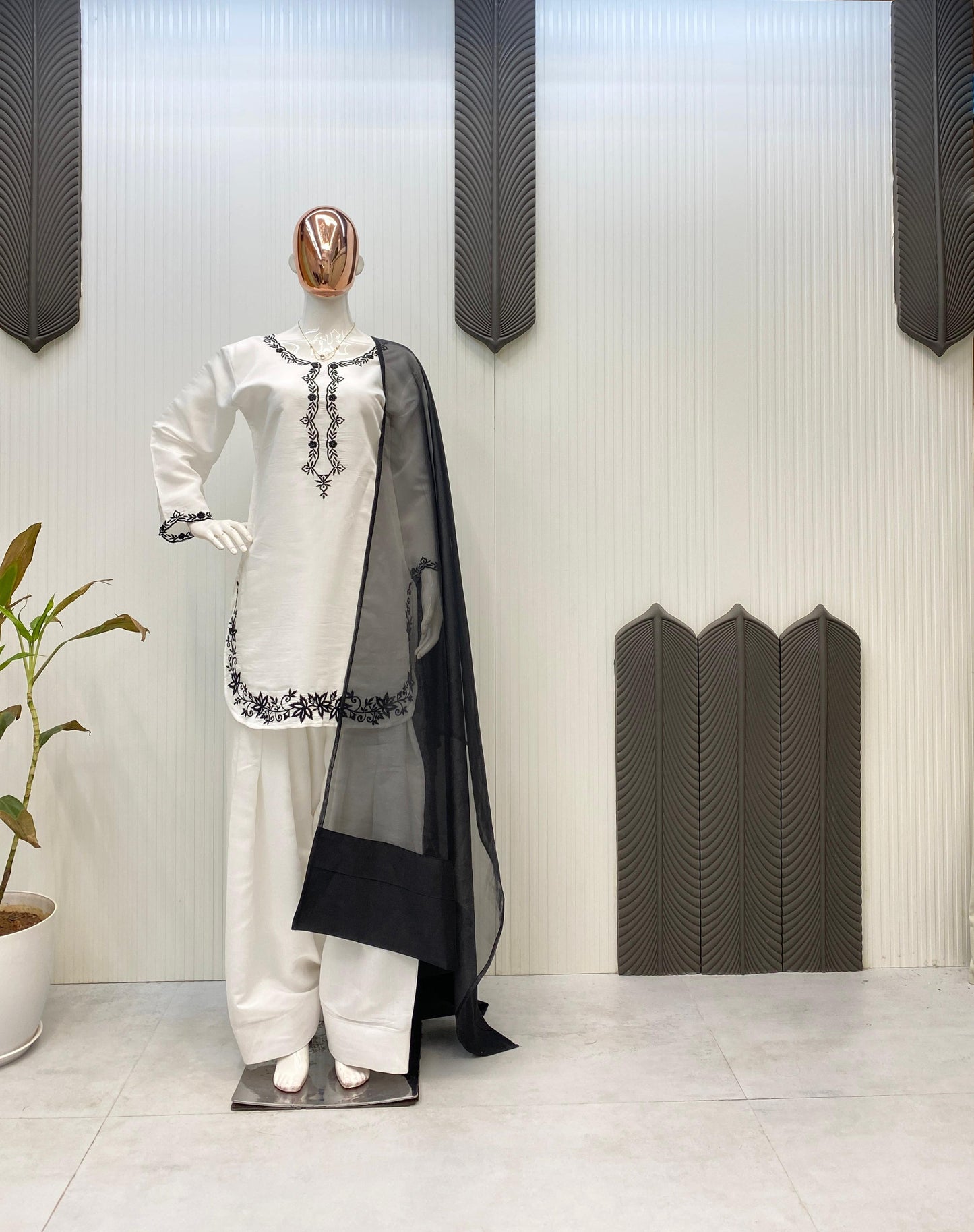 Classic White Farsi Salwar Suit