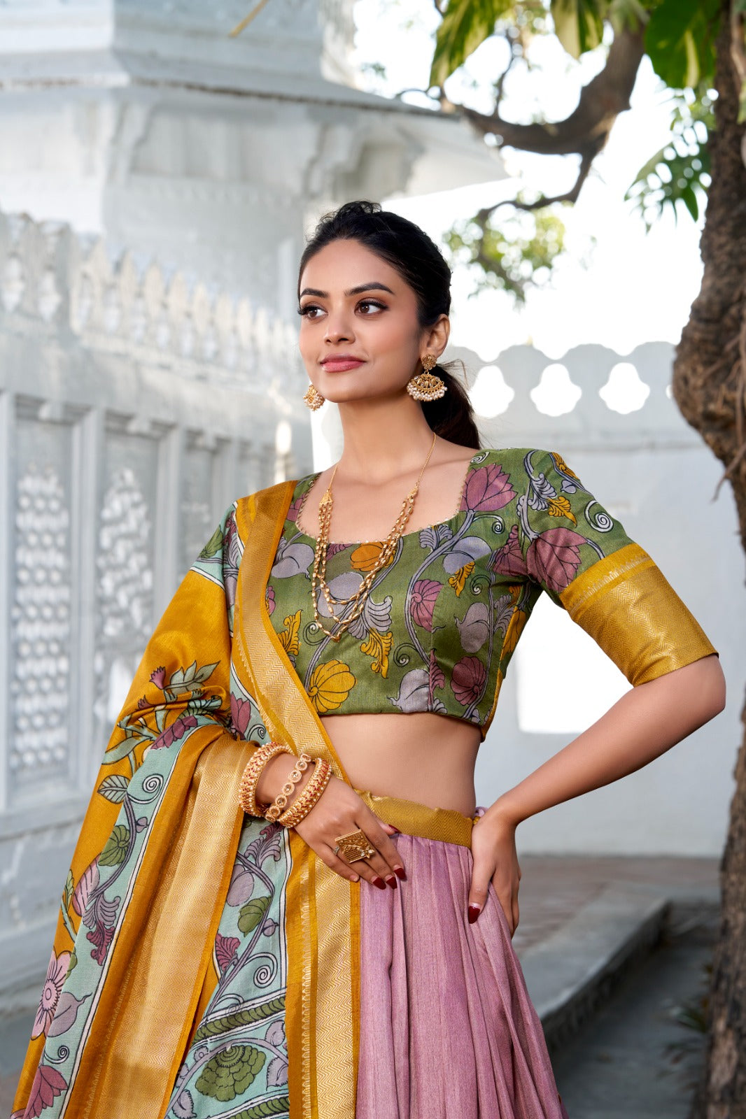 Modern Muse Lehenga