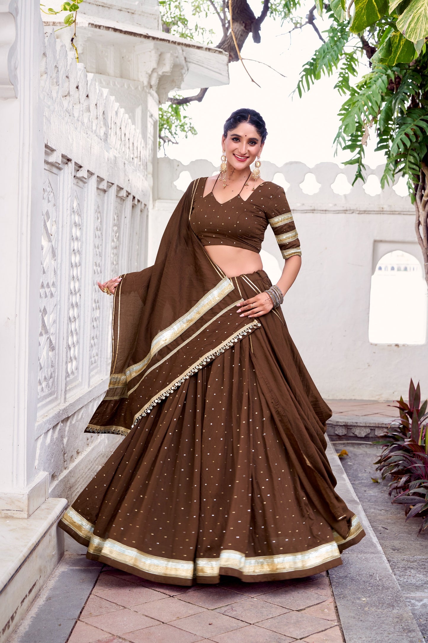 Saanjh Sitara Lehenga Set
