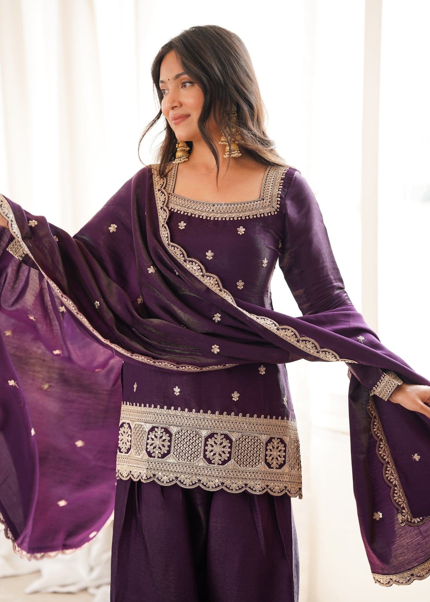 Zari Noor Farshi Shalwar Suit Set
