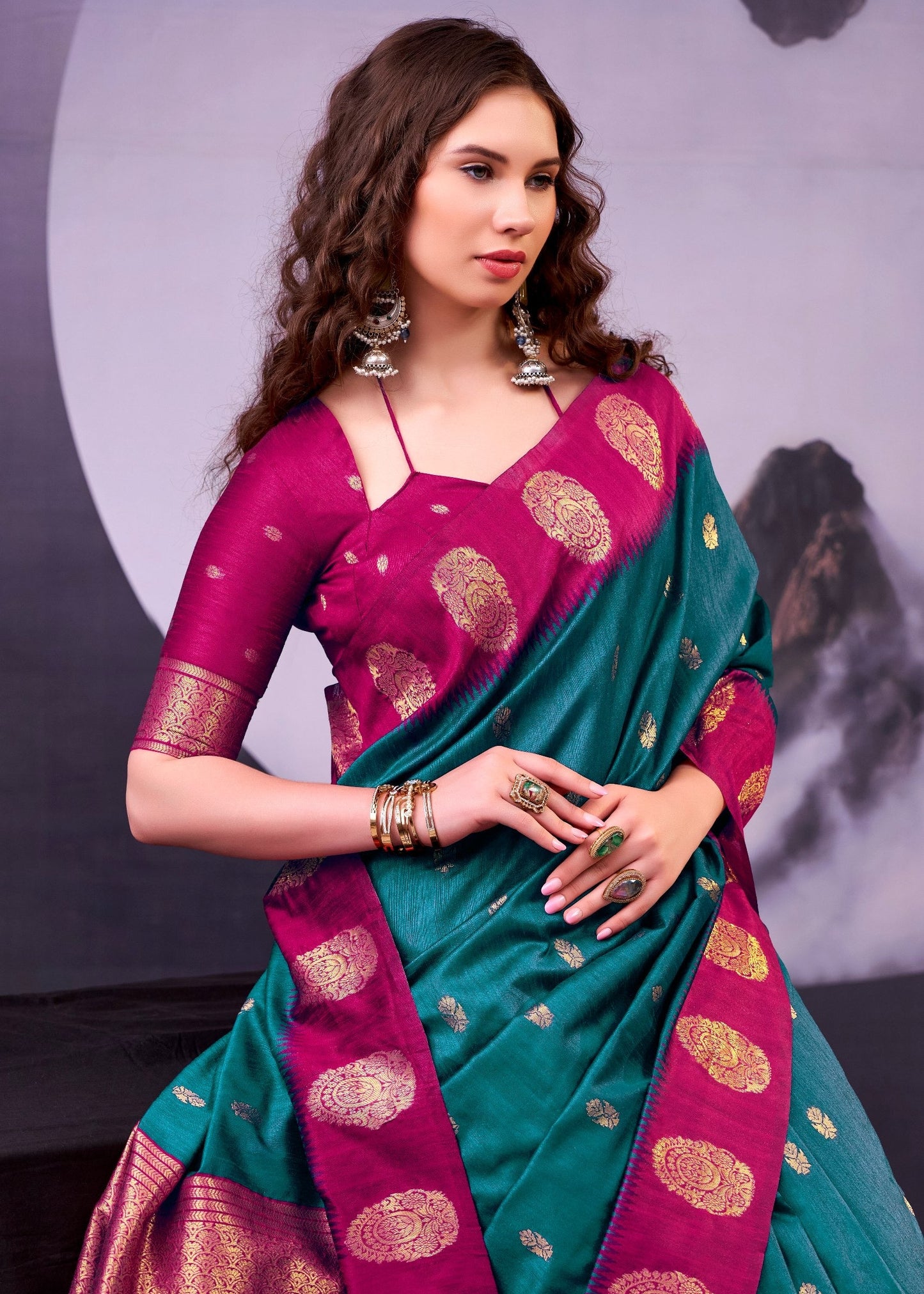 Golden Glow Zari Weave Saree