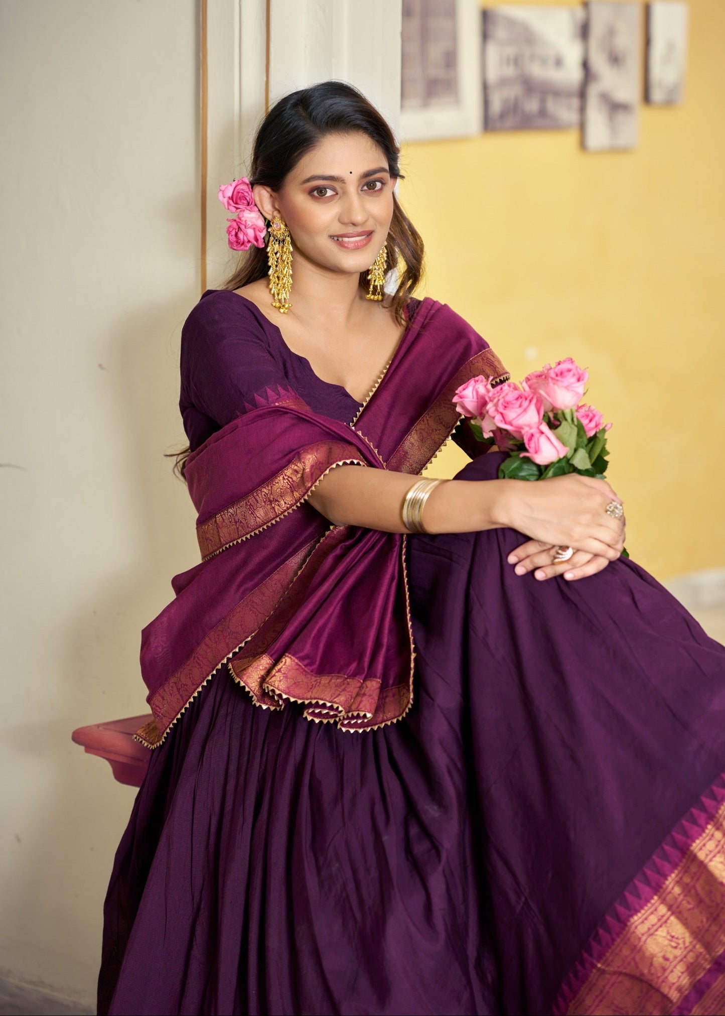 Regal Zari Weave Half Saree
