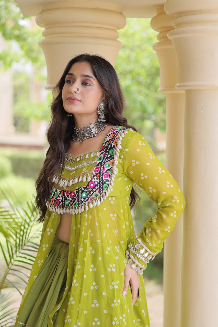 Bandhani Kutchi Work Navratri Lehenga & Kurti Set