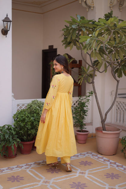 Floral Whisper Summer Kurti Pant Set