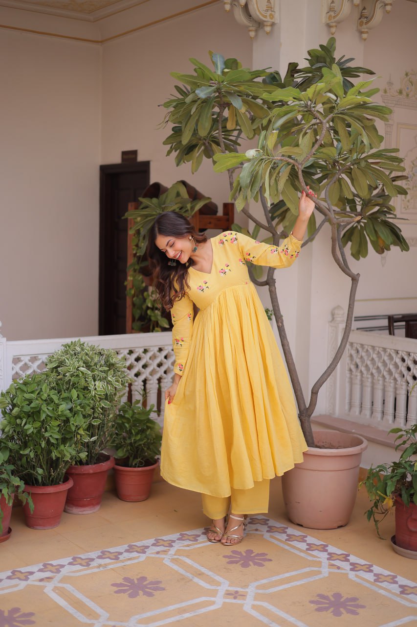 Floral Whisper Summer Kurti Pant Set