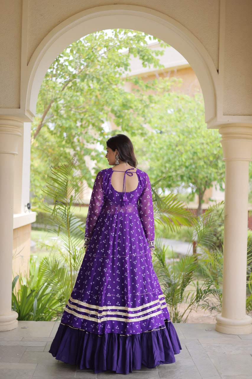 Bandhani Kutchi Work Navratri Lehenga & Kurti Set