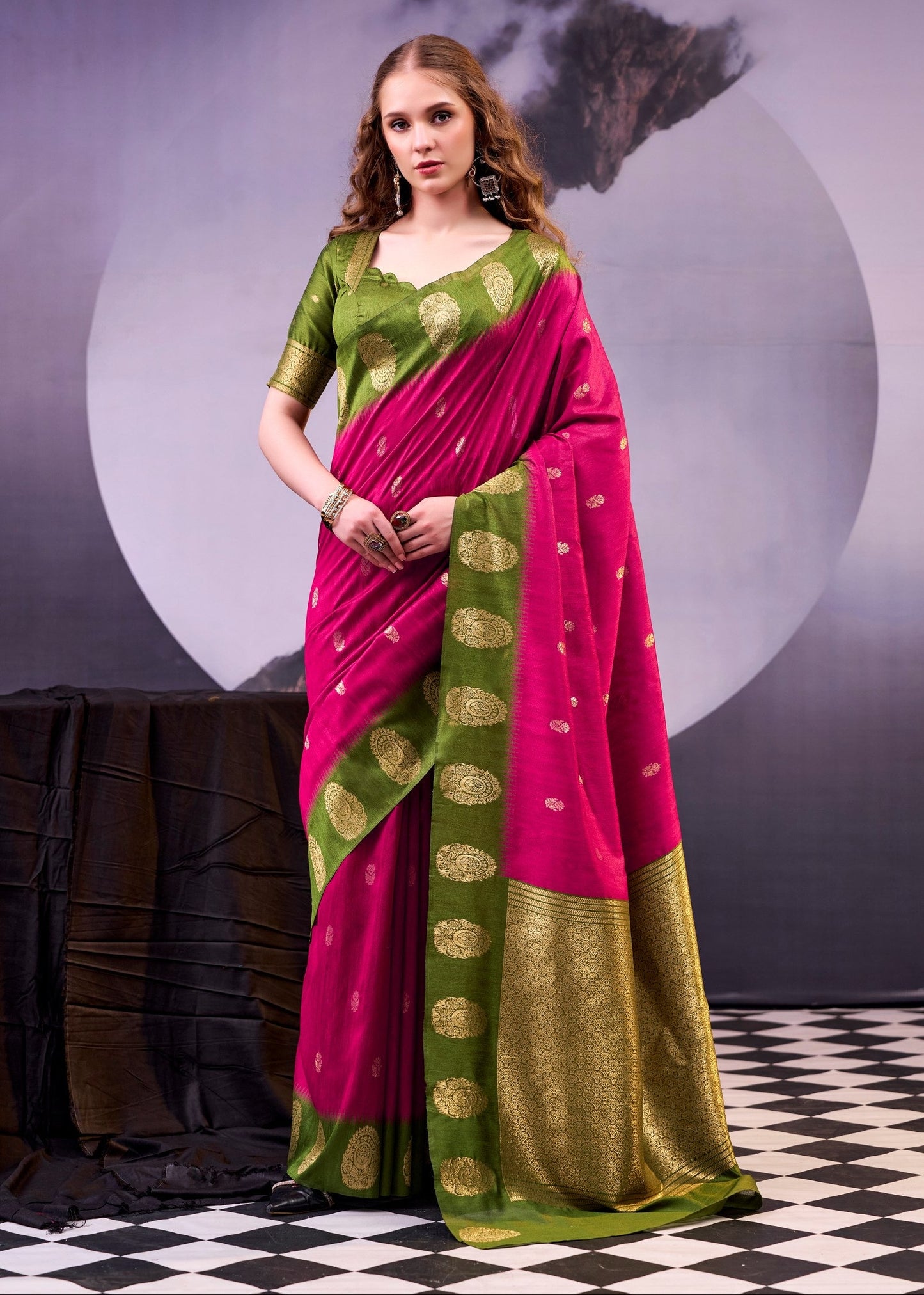 Golden Glow Zari Weave Saree