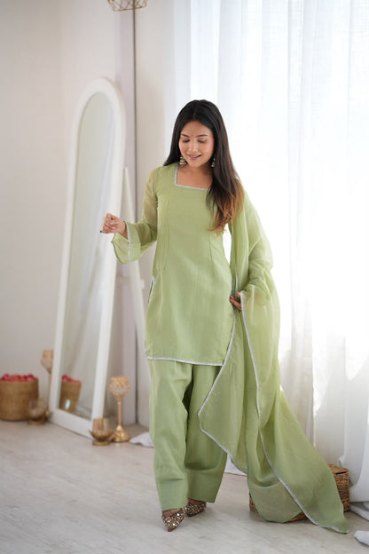 Soft Dreamy Diamond Suit Set