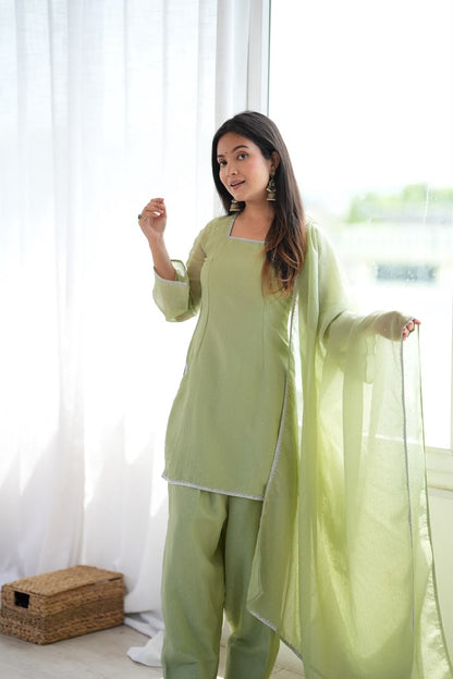 Soft Dreamy Diamond Suit Set