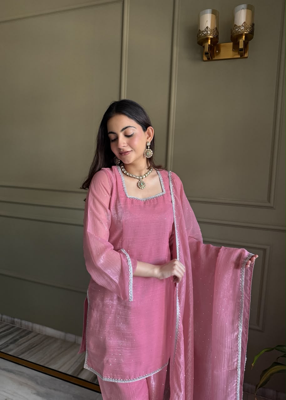 Soft Dreamy Diamond Suit Set