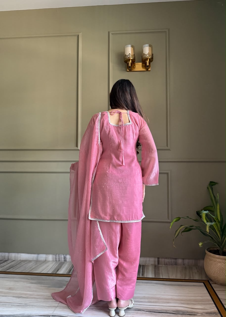 Soft Dreamy Diamond Suit Set