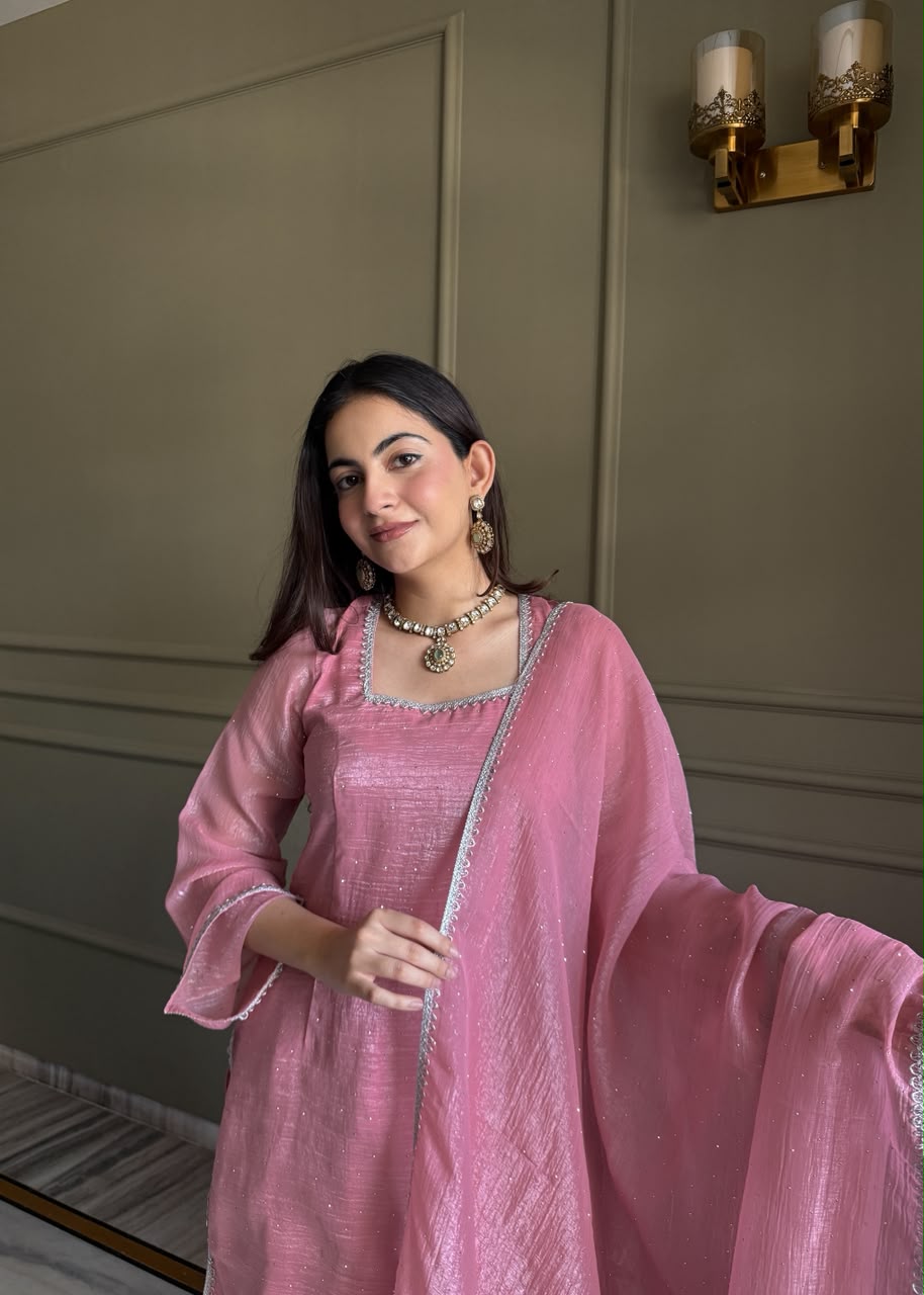 Soft Dreamy Diamond Suit Set