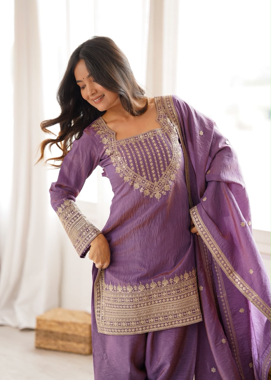 Farshi Salwar Suit Set with Zari Embroidery