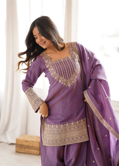 Farshi Salwar Suit Set with Zari Embroidery