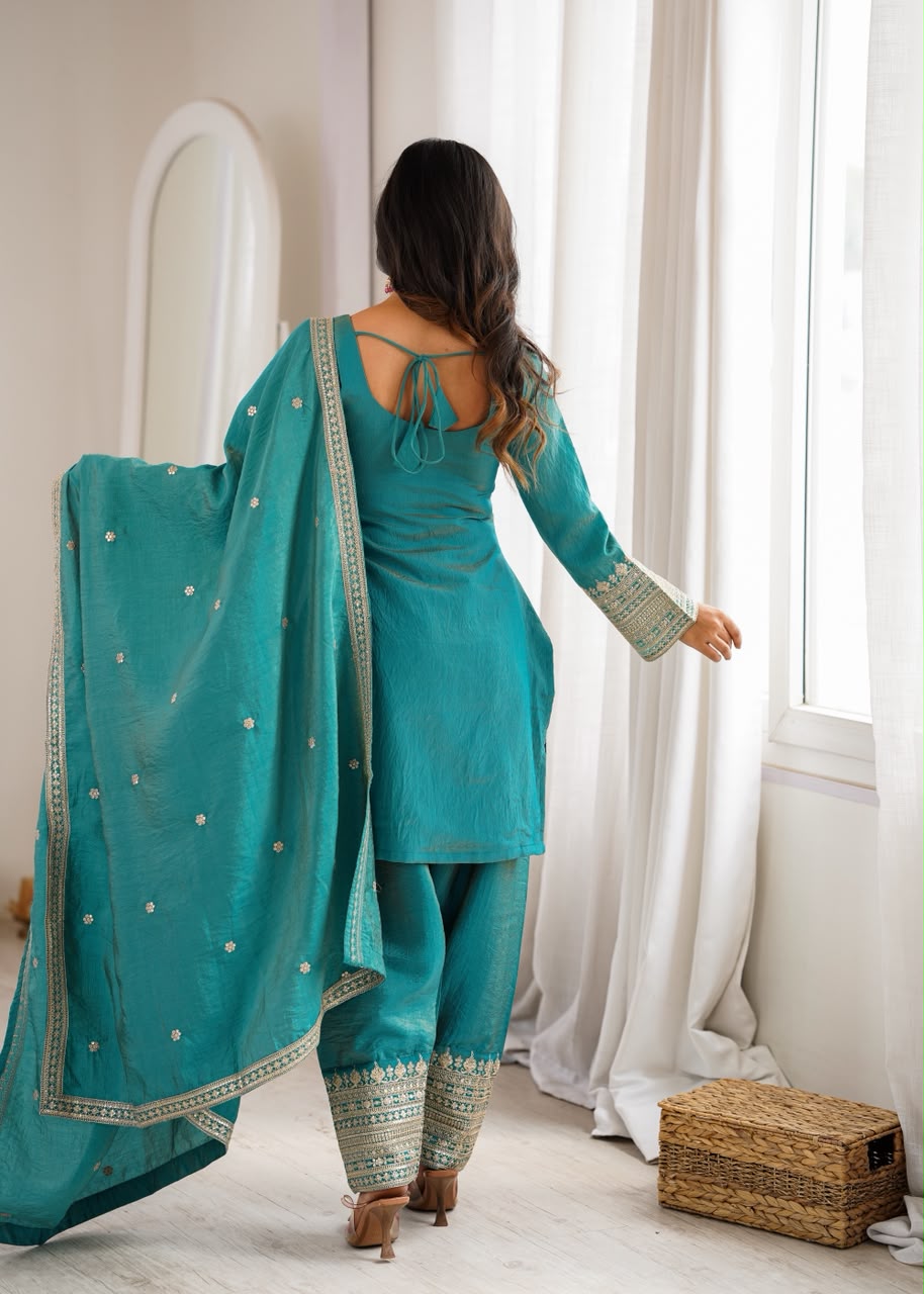 Farshi Salwar Suit Set with Zari Embroidery