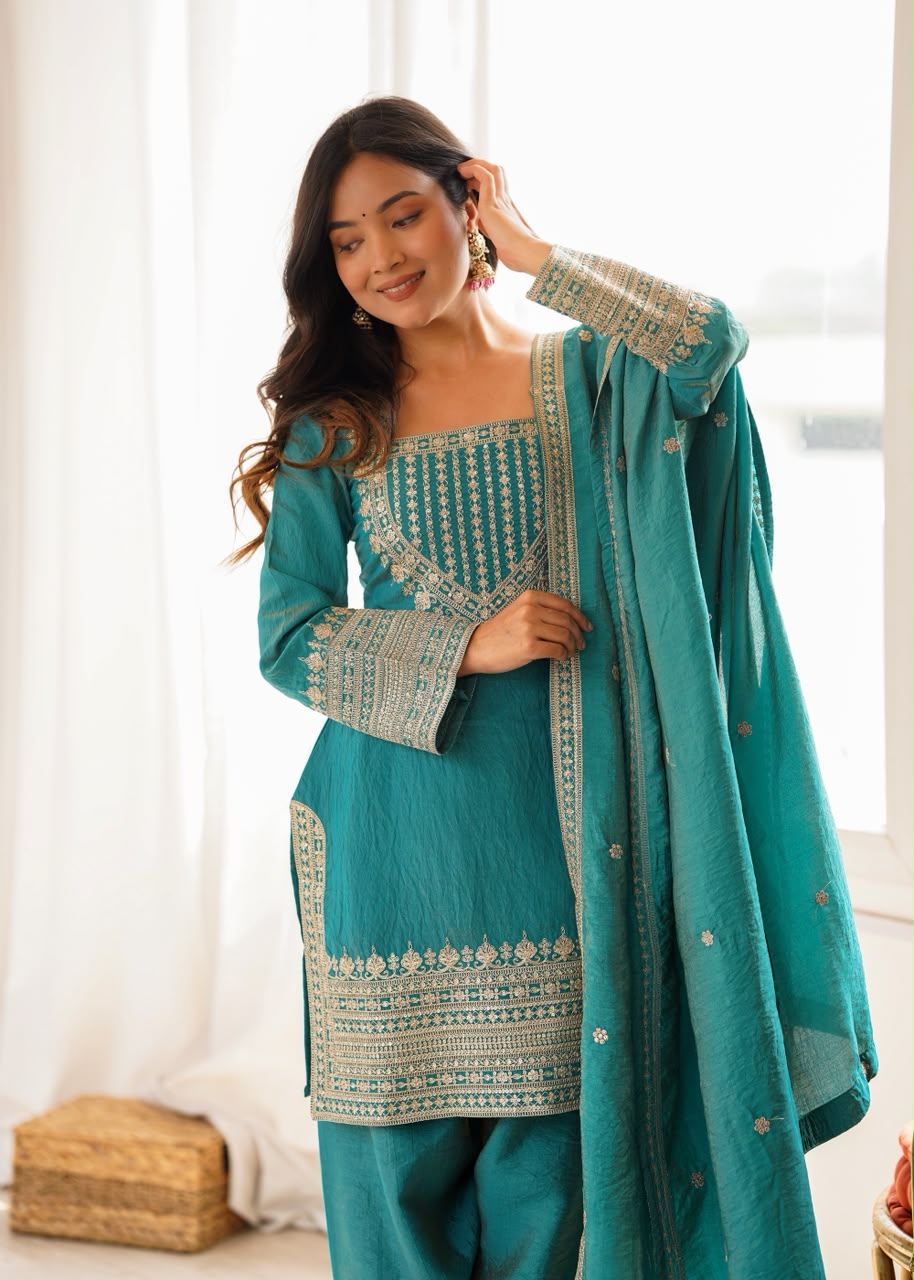 Farshi Salwar Suit Set with Zari Embroidery