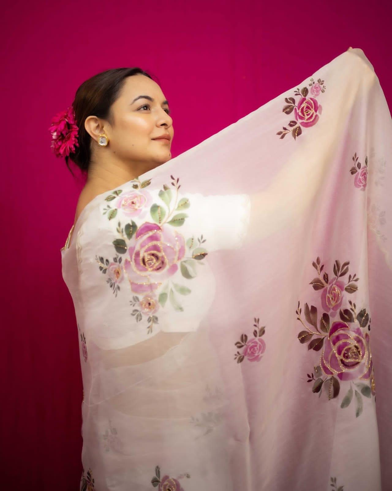 Floral Tissue Organza saree - Gracious You