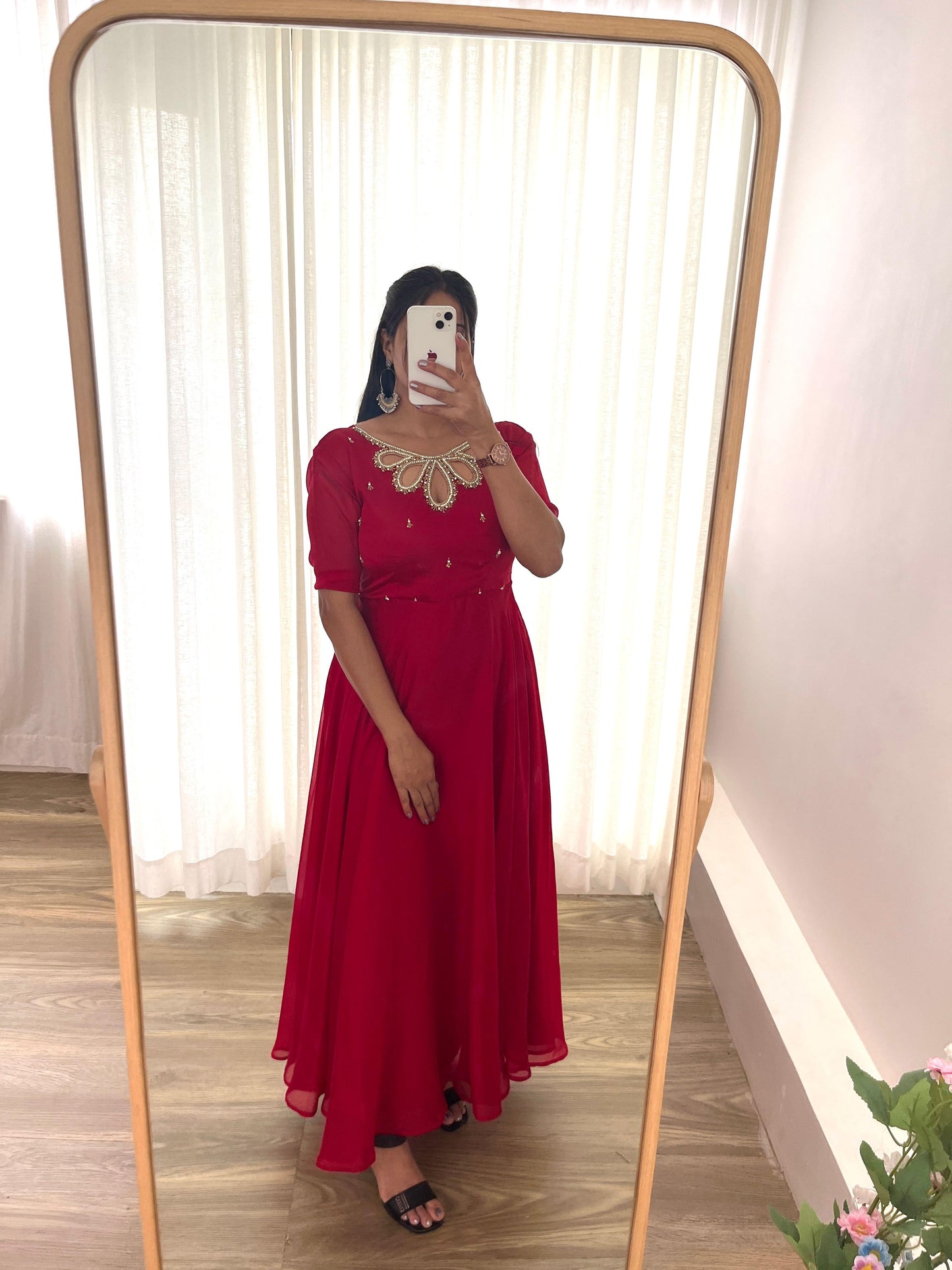 Chic Red Gown with Intricate Motiwork