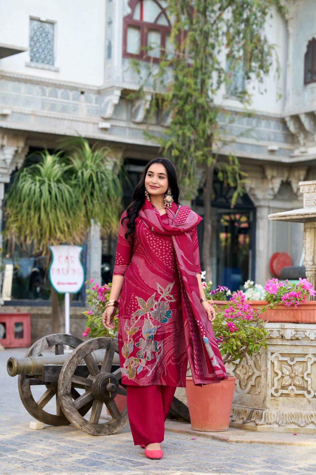 Glamorous Salwaar Suit Set