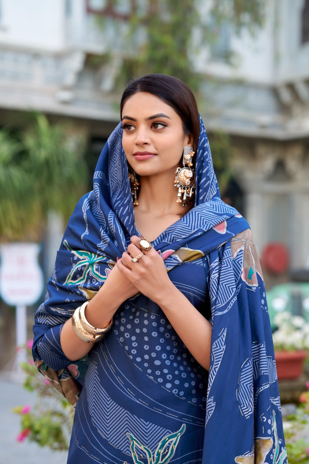 Glamorous Salwaar Suit Set