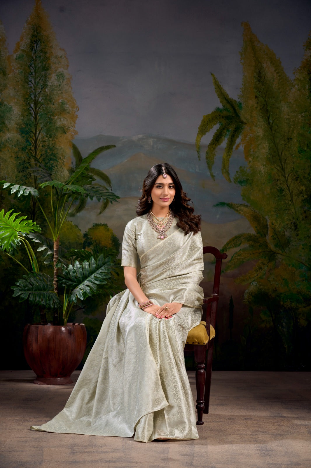 Kanjivaram Pastel Shaded Weaving Saree