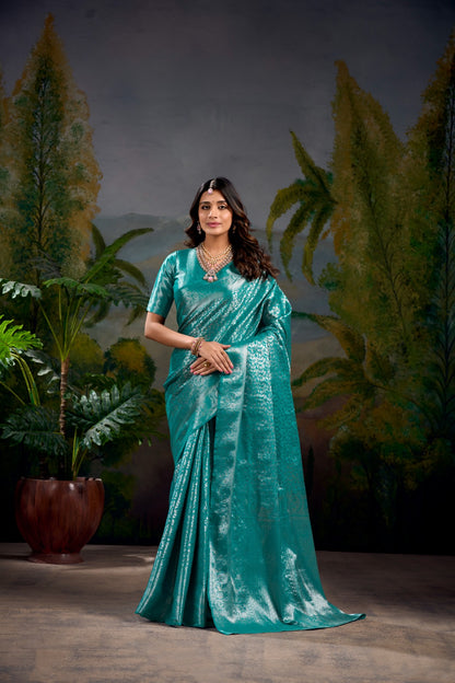 Kanjivaram Pastel Shaded Weaving Saree
