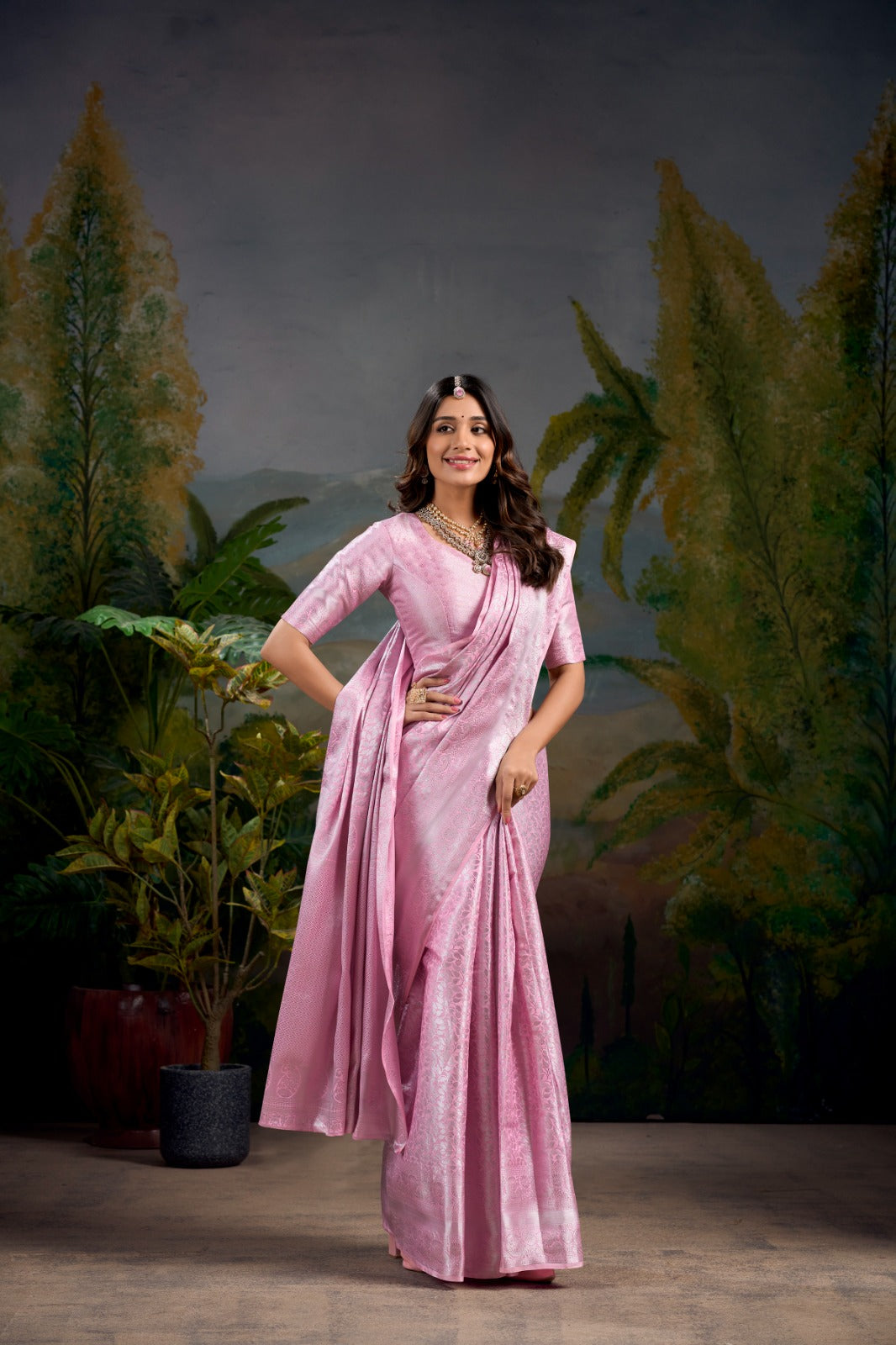 Kanjivaram Pastel Shaded Weaving Saree