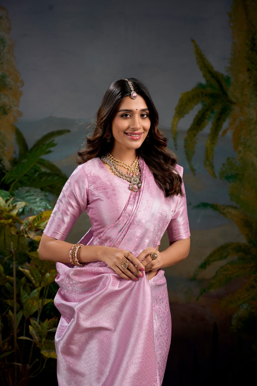 Kanjivaram Pastel Shaded Weaving Saree