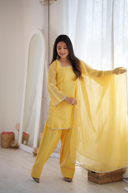 Soft Dreamy Diamond Suit Set