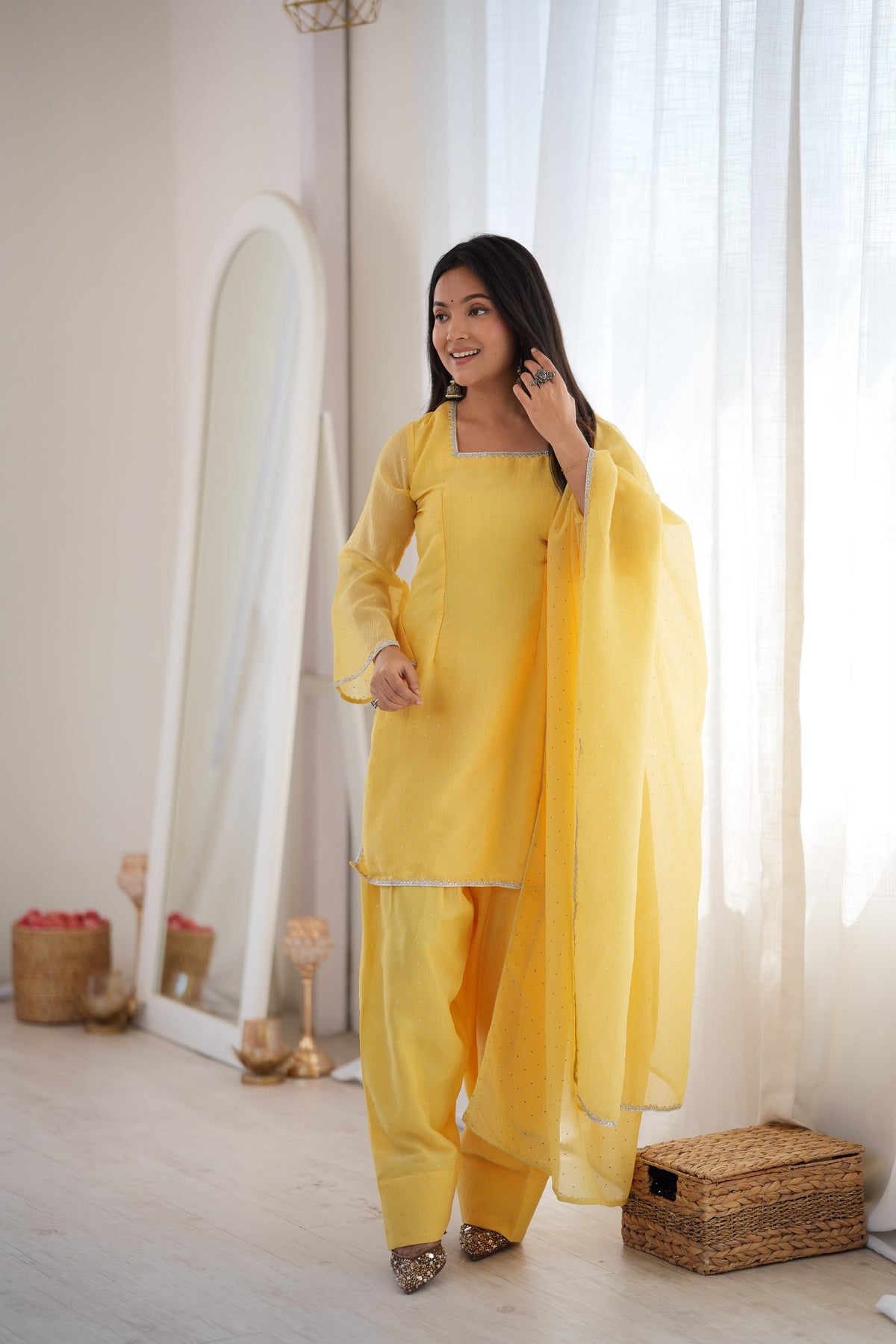 Soft Dreamy Diamond Suit Set