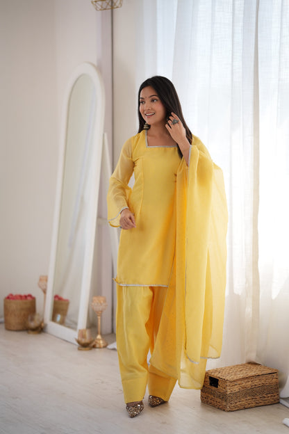 Soft Dreamy Diamond Suit Set