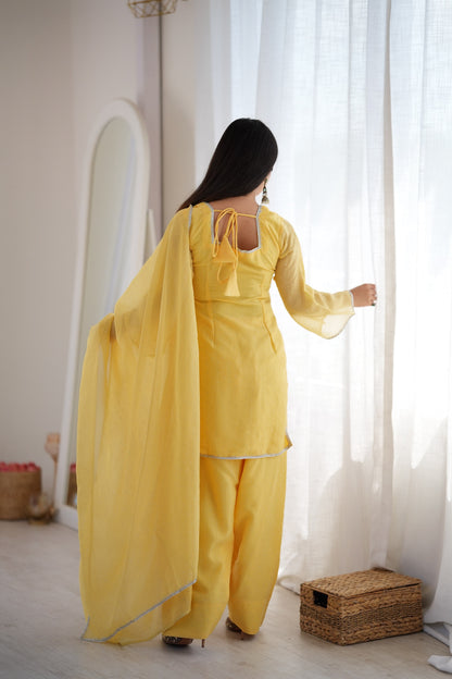 Soft Dreamy Diamond Suit Set