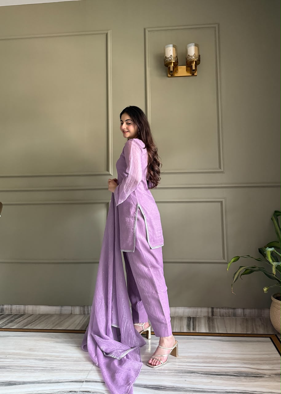 Soft Dreamy Diamond Suit Set