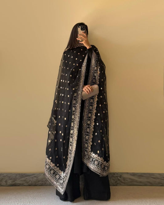Black Luxe Kurta Set With Golden Elegance