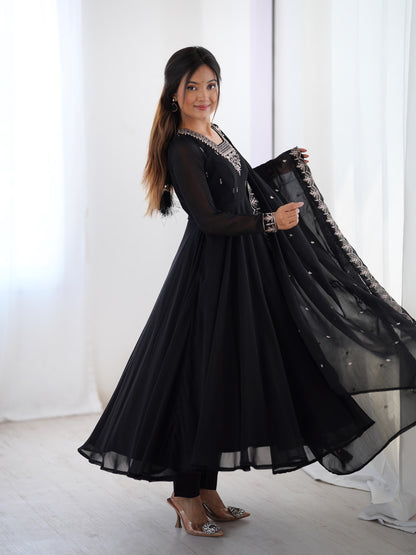 Majestic Bloom Embroidered Anarkali