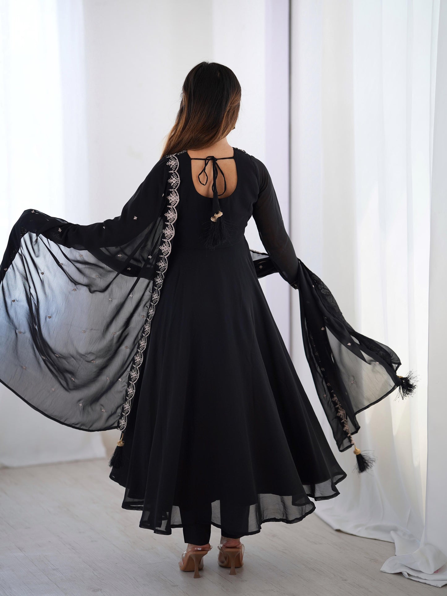 Majestic Bloom Embroidered Anarkali