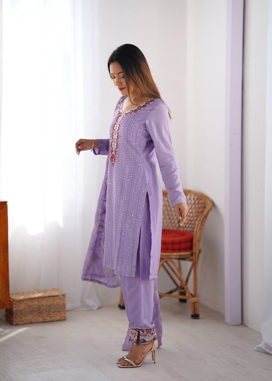 Elegant Thread & Sequins Kurta Ensemble